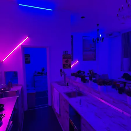 Hostal New Generation Navigli *