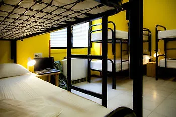 Hostel New Generation Navigli Milánó